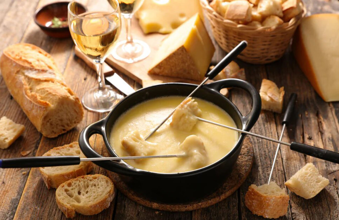 A Culinary Journey in Interlaken: Exploring Flavors at the Foot of the Alps